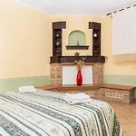 Dimora Morelli לינה וארוחת בוקר 3*