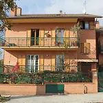 Dimora Morelli לינה וארוחת בוקר גוביו