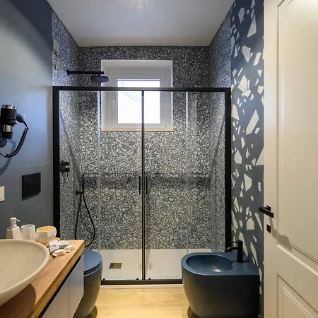 فندق مبيت وإفطار Dimora Morelli 3*