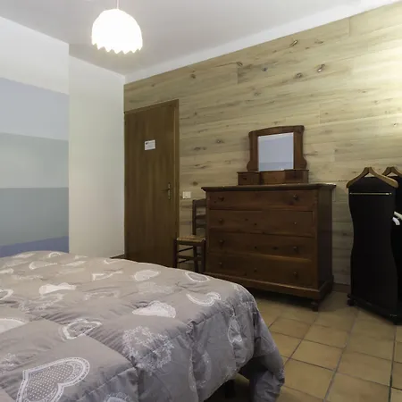 Dimora Morelli B&B 구비오