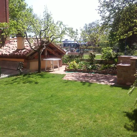 Dimora Morelli فندق مبيت وإفطار غوبيو