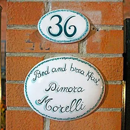 Dimora Morelli فندق مبيت وإفطار 3*